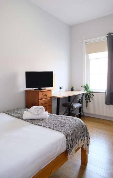 Seymour Townhouse By Serviced Living Liverpool Exteriör bild