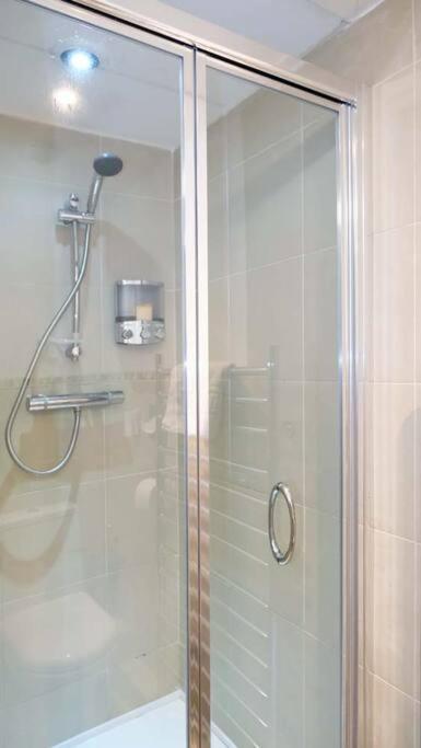 Seymour Townhouse By Serviced Living Liverpool Exteriör bild