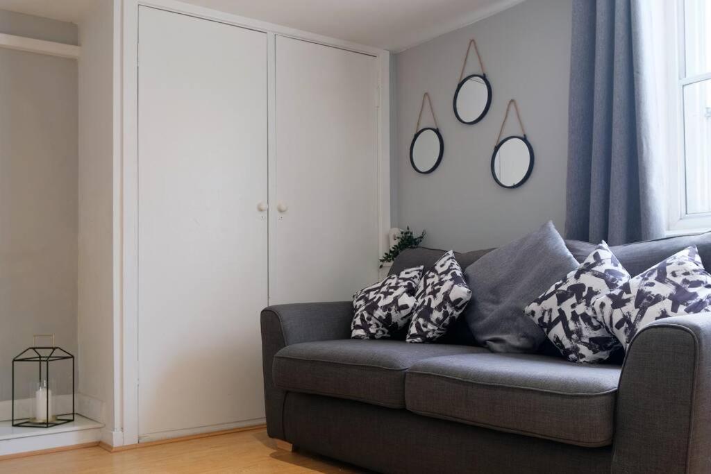 Seymour Townhouse By Serviced Living Liverpool Exteriör bild
