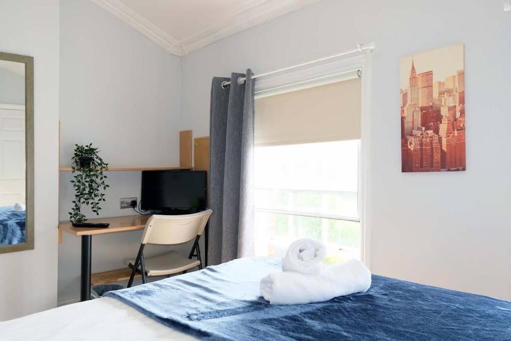 Seymour Townhouse By Serviced Living Liverpool Exteriör bild