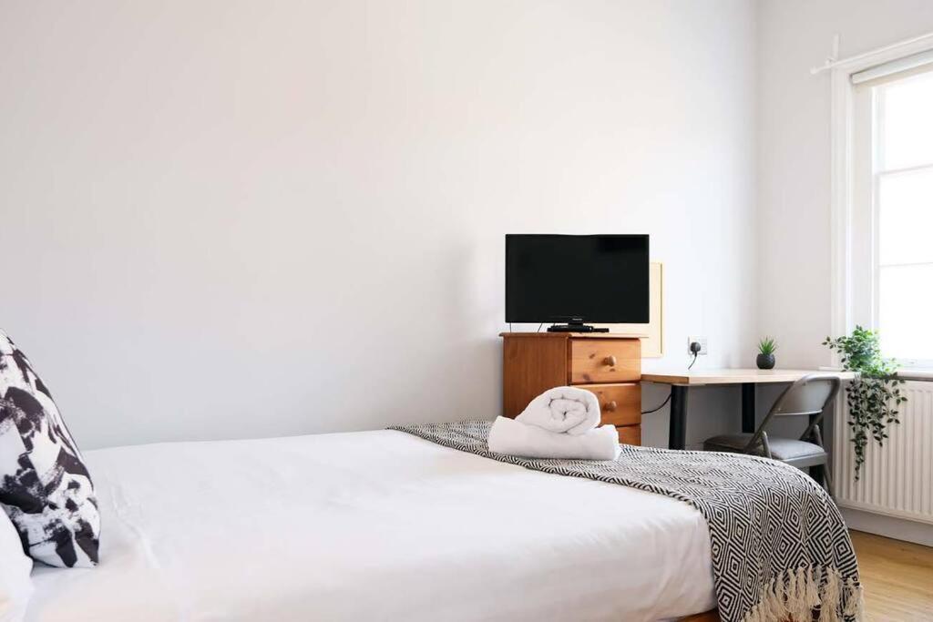 Seymour Townhouse By Serviced Living Liverpool Exteriör bild